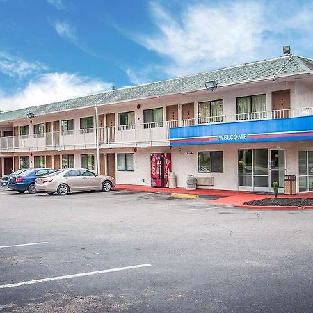 Rodeway Inn Memphis Buitenkant foto