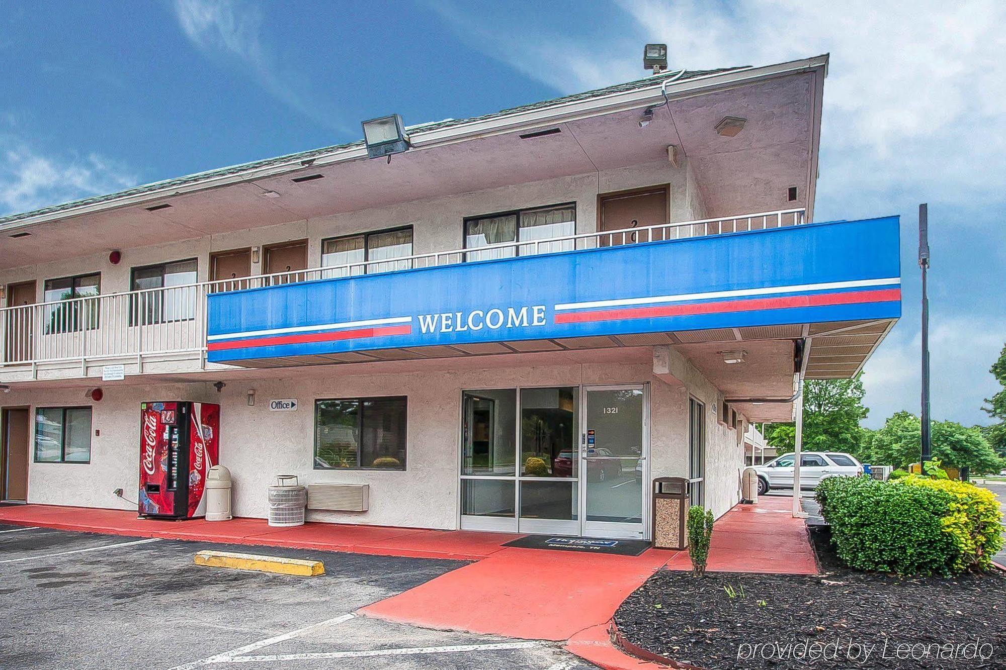 Rodeway Inn Memphis Buitenkant foto